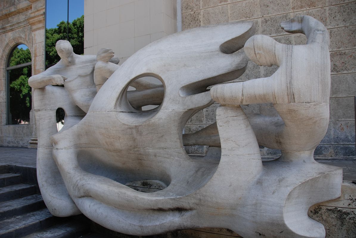 61 Cuba - Havana Centro - Museo Nacional de Bellas Artes Cuban art - marble sculpture Form Space and Light by Rita Longa